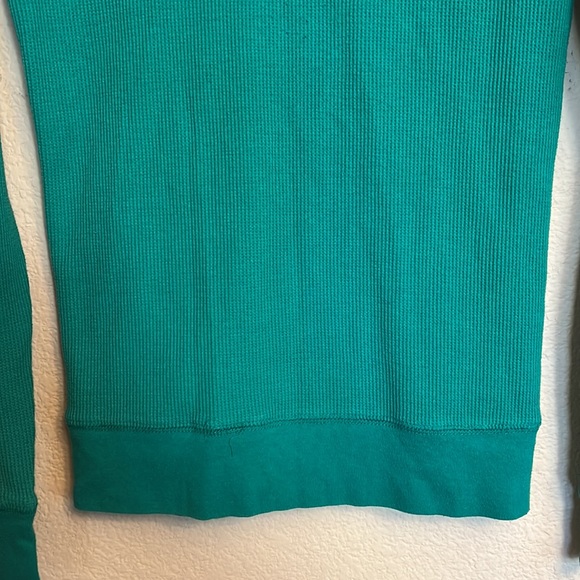 Green thermal hoodie - Picture 3 of 6